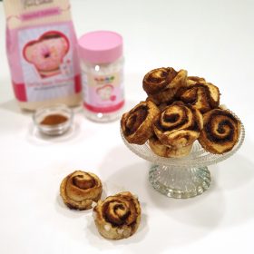 Kaneelrolletjes met FunCakes mix voor Donuts