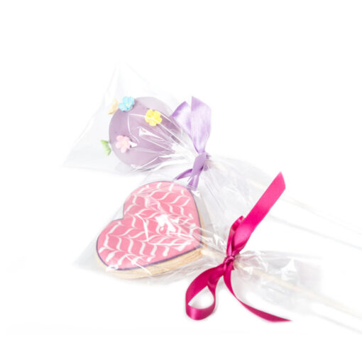 Sacchetti in plastica trasparente, perfetti per confezionare biscotti, cake pops e ogni genere di delizia. Confezione da 50 pezzi.