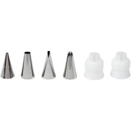 Wilton Cake Decorating Set/18