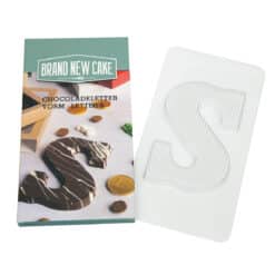 BrandNewCake Chocoladeletter Vorm S