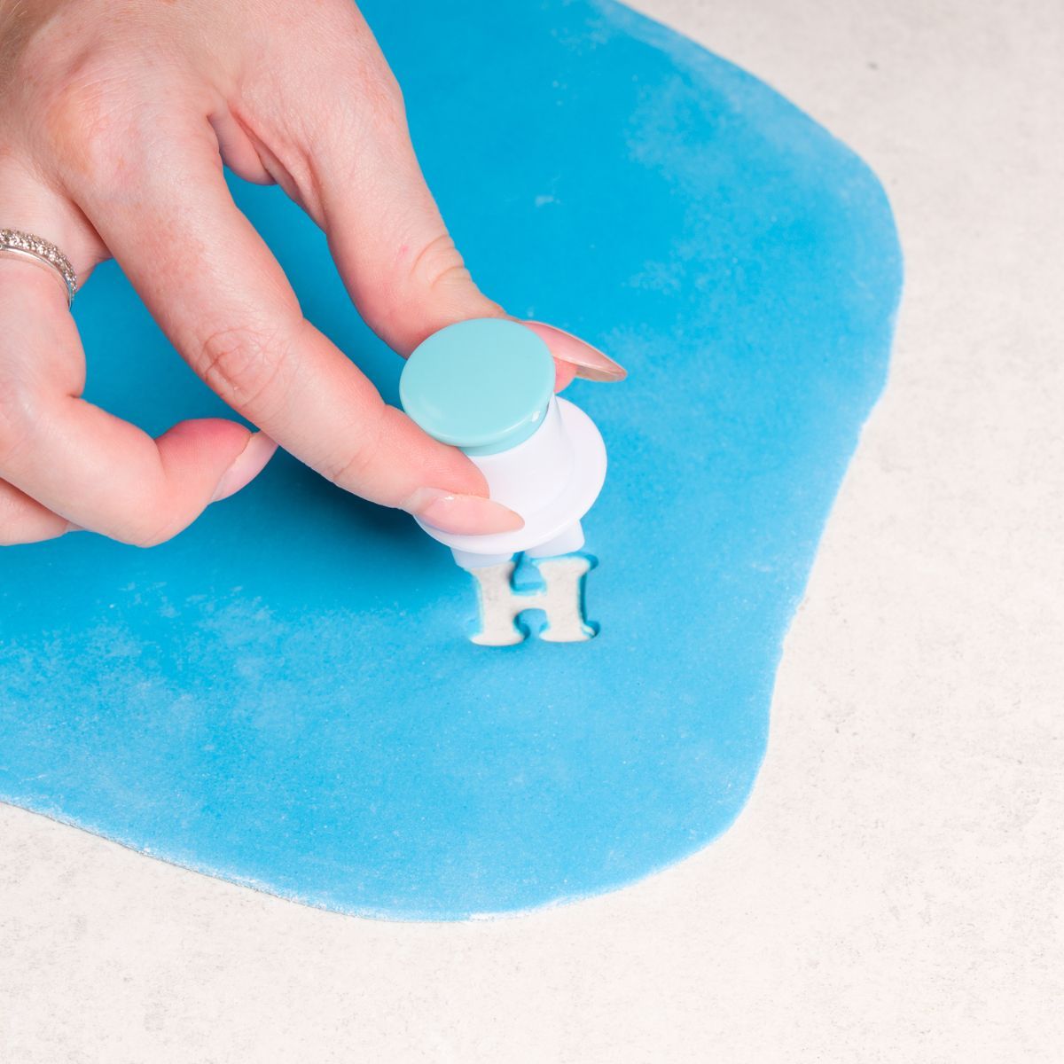 LOYAL Alfabet Uitstekers Mini Hoofdletters